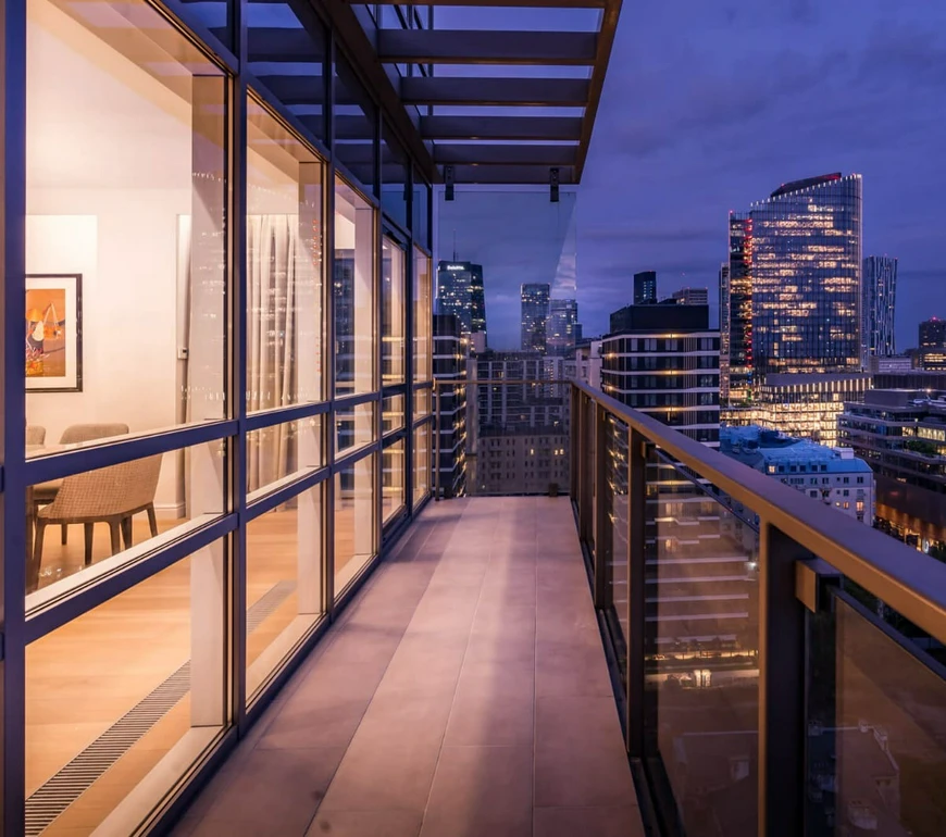 Balkon w&nbsp;mieście 